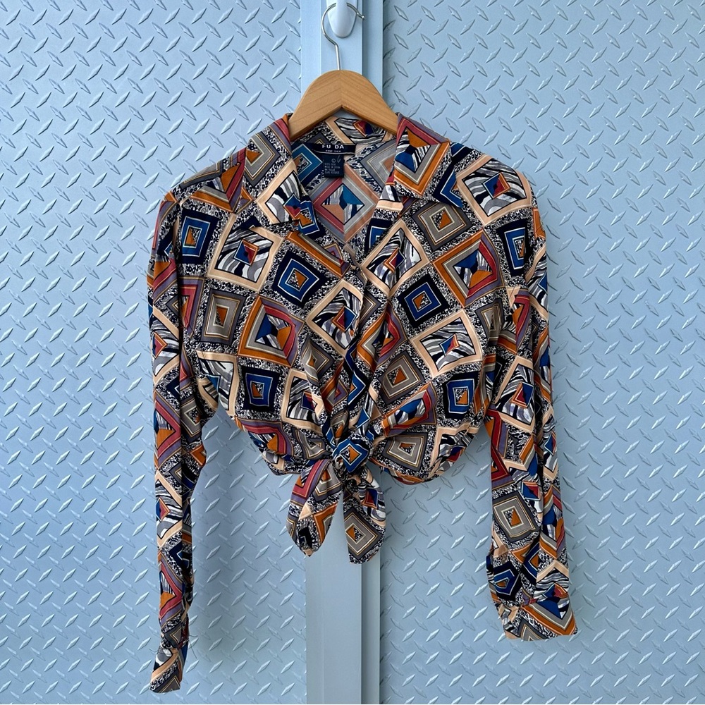 Abstract silk button up
